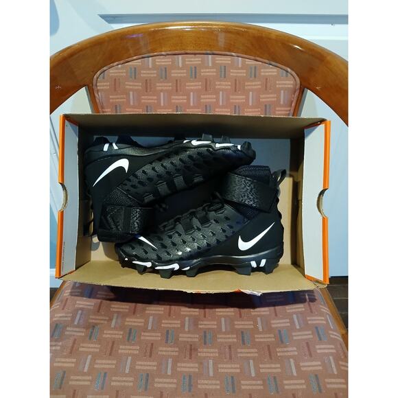 New Men\'s 10 Nike Force Savage Shark 2 Black Football Lineman Cleats AQ7722-001 main image 5